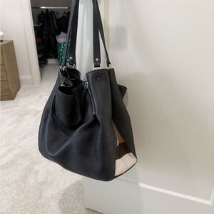 Burberry Black and Tan Leather Shoulder Bag
